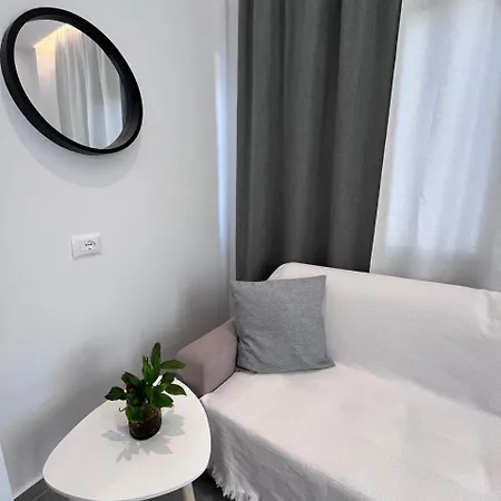 Agur Kapo Appartamento Ksamil