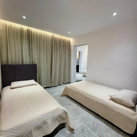 Agur Kapo Appartement Ksamil